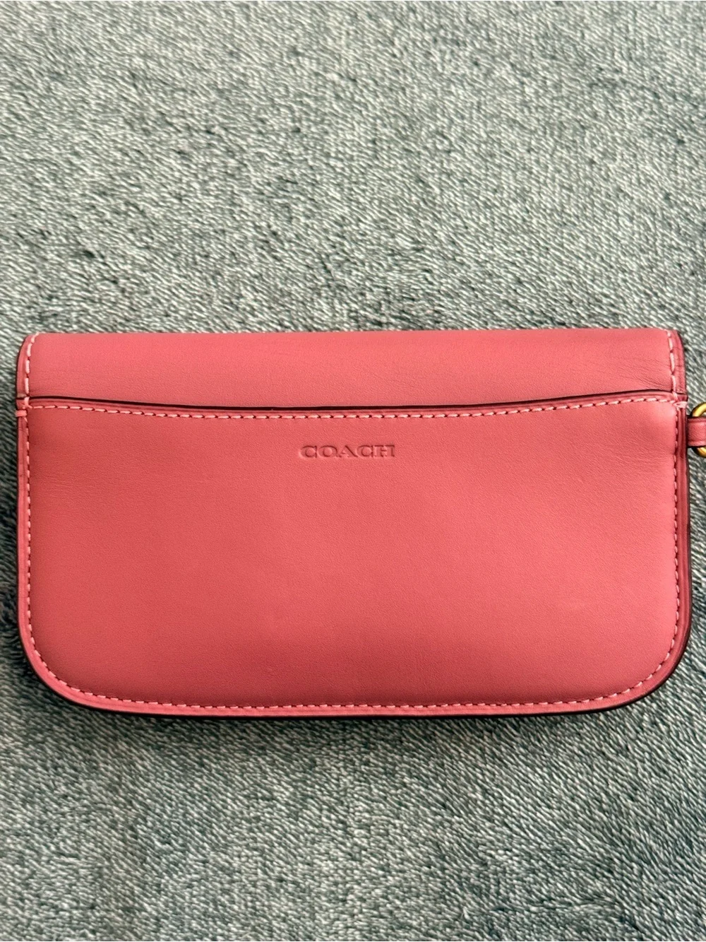 Coach 1941 rose clutch glove tanned leather